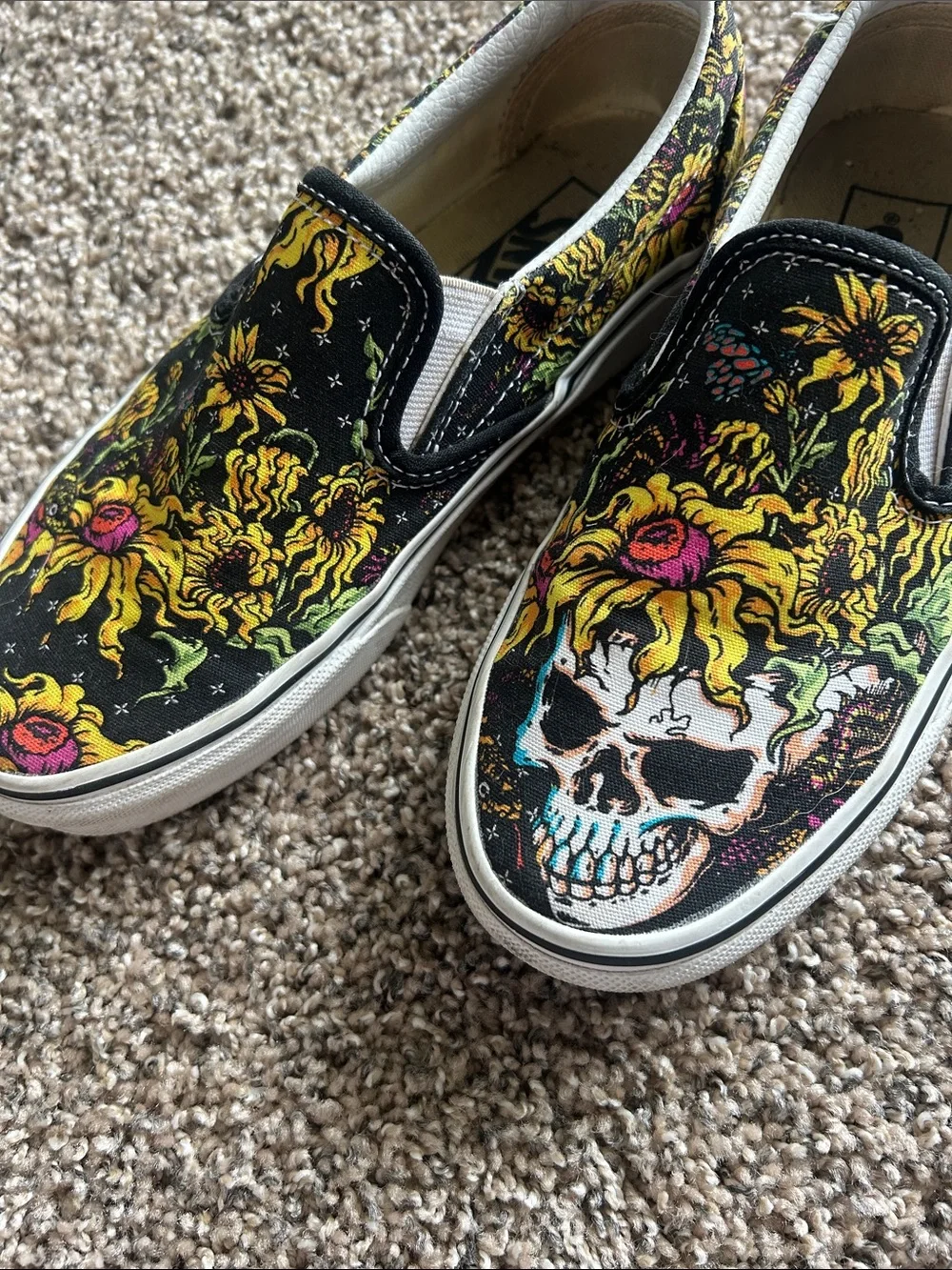 Slip-On daisy Skull Canvas Sneakers - vans Black/Yellow
